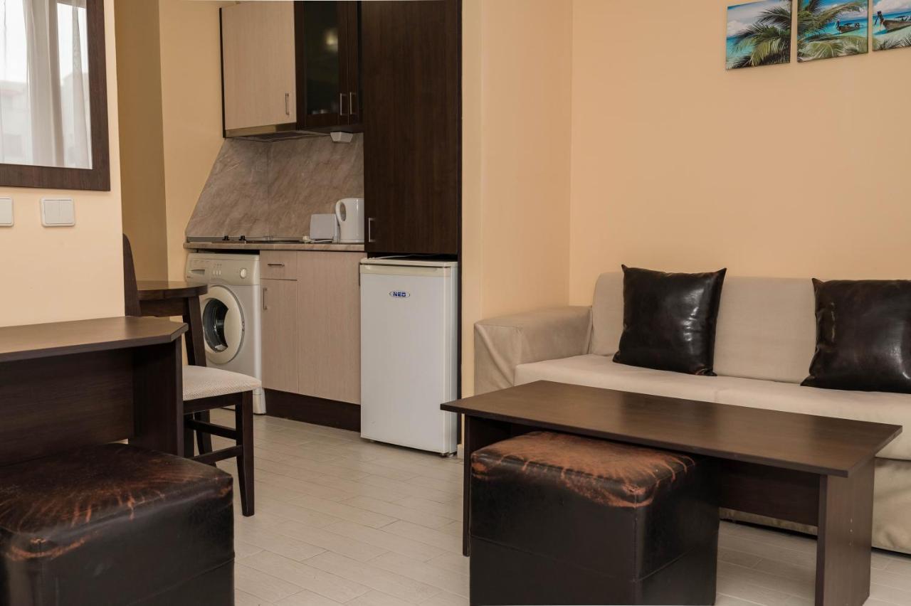 Apart Hotel Sunny Victory Pantai Sunny Bagian luar foto